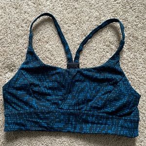 Lululemon sports bra